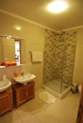 Bathroom 4, Soline Bay Seashore Residence, Dobrinj