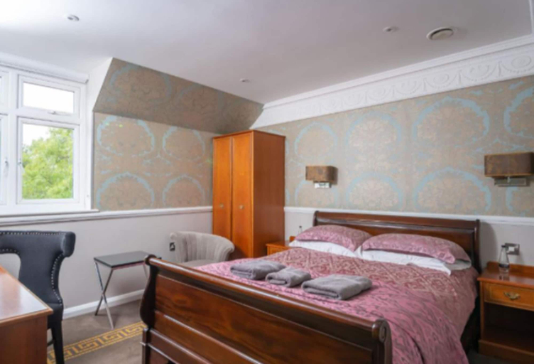 Bedroom 3, Guildford Manor Hotel & Spa, Surrey