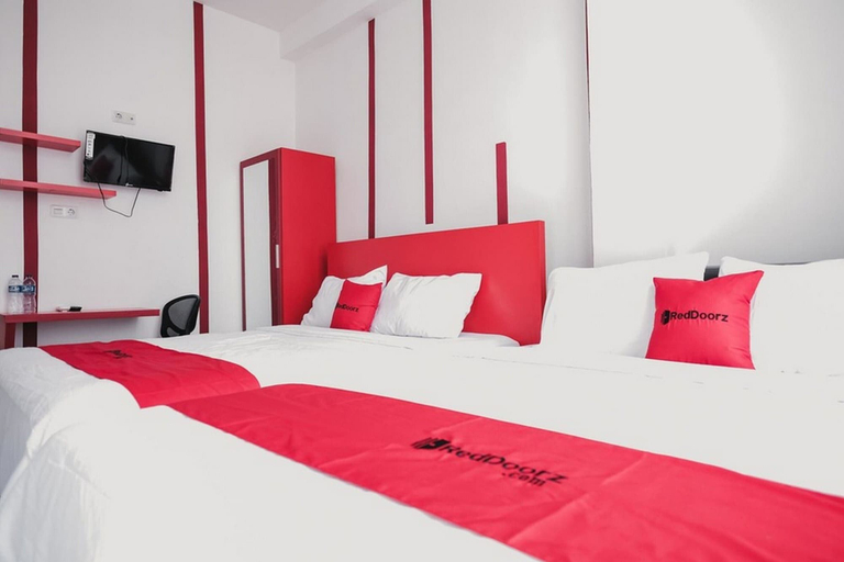Bedroom 2, RedDoorz @ Jalan Sukabangun 2 Palembang, Palembang