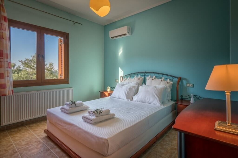 Bedroom 2, Villa Clairy, Ionian Islands