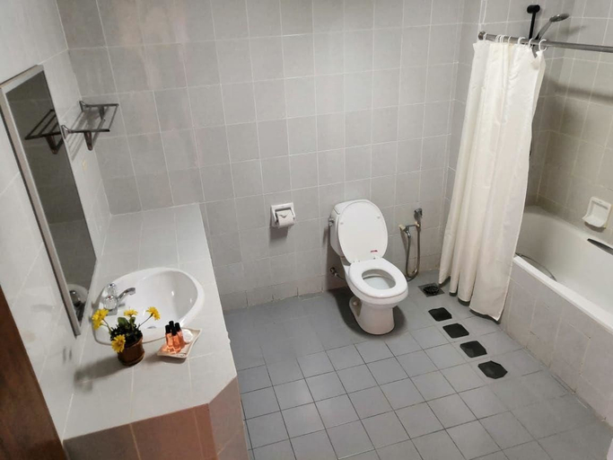 Bathroom 5, Jubilee Hotel, Bandar Seri Begawan