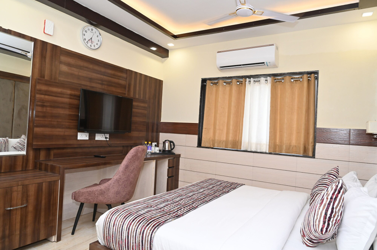 Bedroom 3, Hotel Vasdaa Grand, Dehradun