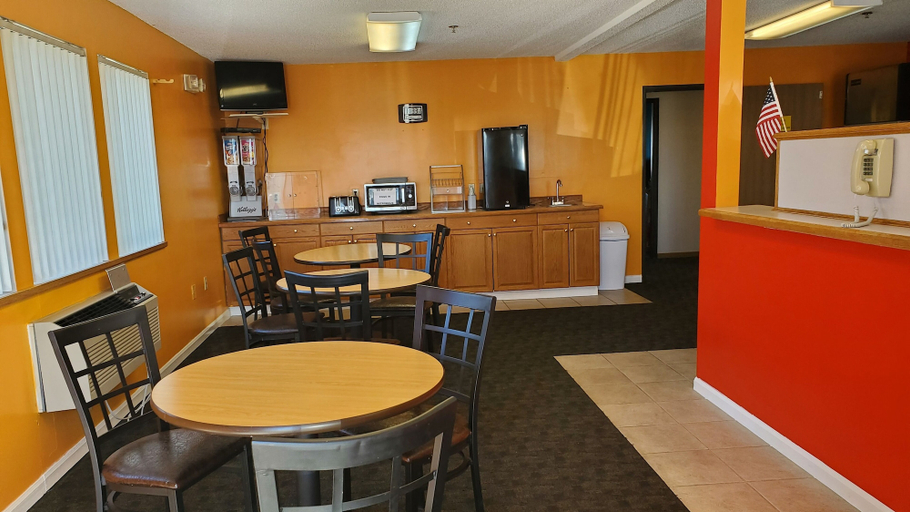 Food & Drinks, ST PAUL INN - NEBRASKA, Howard