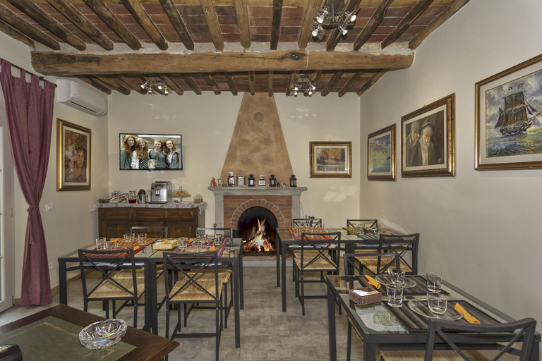 Food & Drinks 4, Art Gallery B&B, Lucca