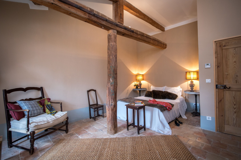 Bedroom 4, Commanderie de Peyrassol, Var