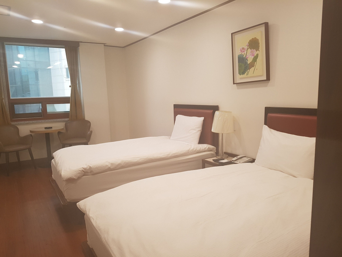 Bedroom 3, Youngbin Hotel, Jung