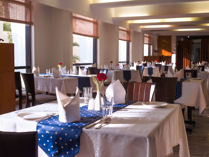 Food & Drinks 5, Sunway Manor, Puducherry