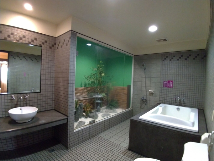 Bathroom 5, Beckham Motel, Taoyuan