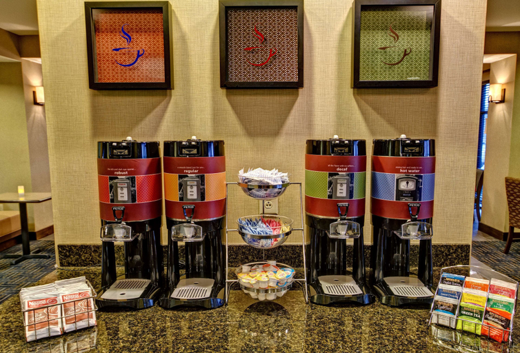 Food & Drinks 5, Hampton Inn Clarksdale, Coahoma