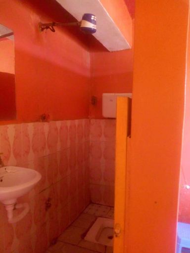 Bathroom 5, Jambo Guest House, Westlands