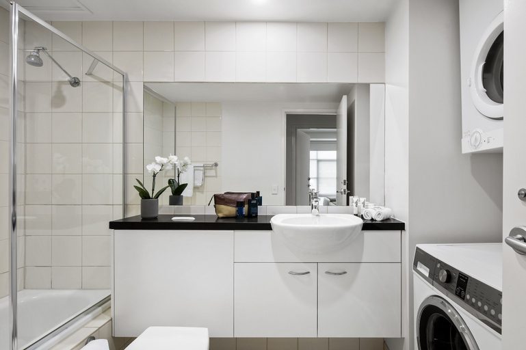 Bedroom 5, Quest Narre Warren, Casey - Berwick