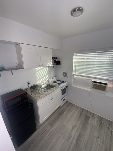 Others 5, Uptown Suites, Pinellas