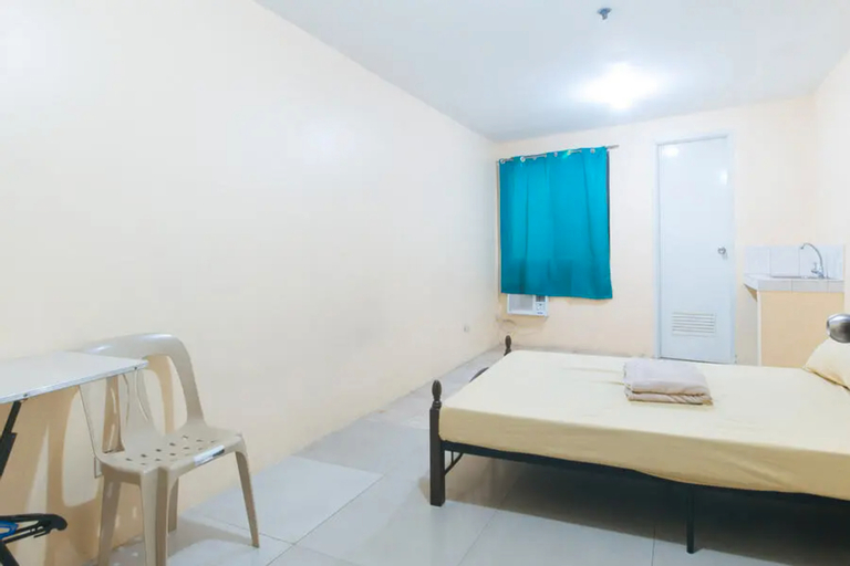 Bedroom 3, Mervin's Terraces, Manila City