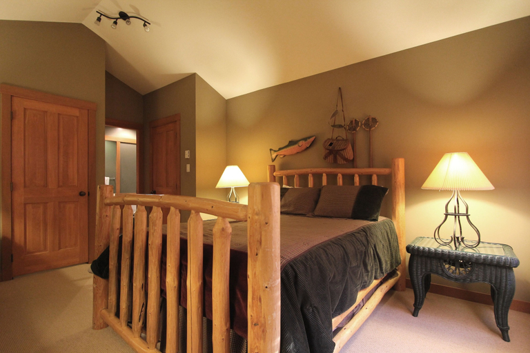 Bedroom 2, Mountain Star by Whistler Retreats, Squamish-Lillooet