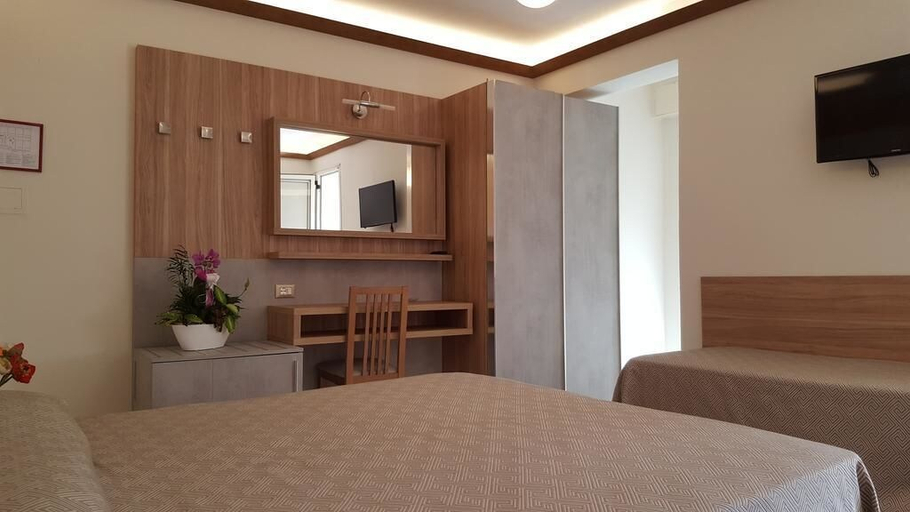Bedroom 3, Hotel Ambra, Forli' - Cesena