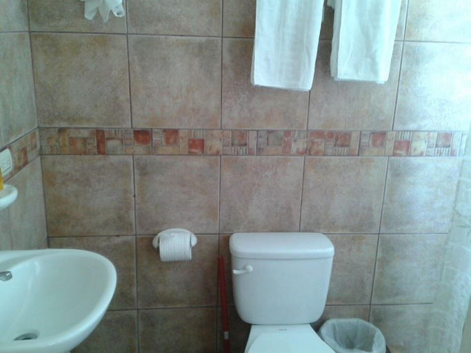 Bathroom 3, Casa Echavarria, Curridabat