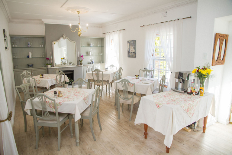 Food & Drinks 5, Howard's End Manor, City of Cape Town