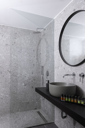 Bathroom 3, Azur Suites, Attica