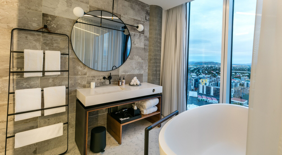 Bathroom 5, Tower Suites Reykjavik, Reykjavík