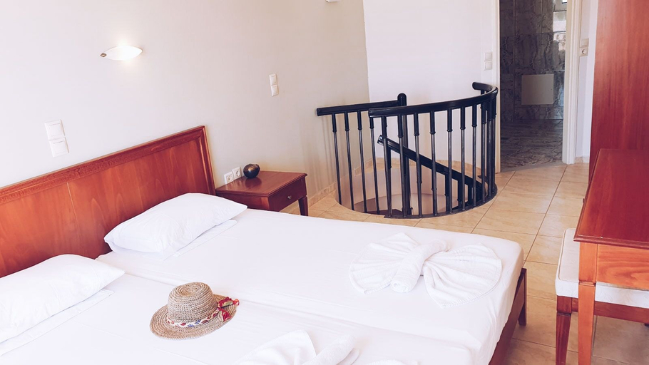 Bedroom 3, Kalimera Hotel Agia Marina, Crete