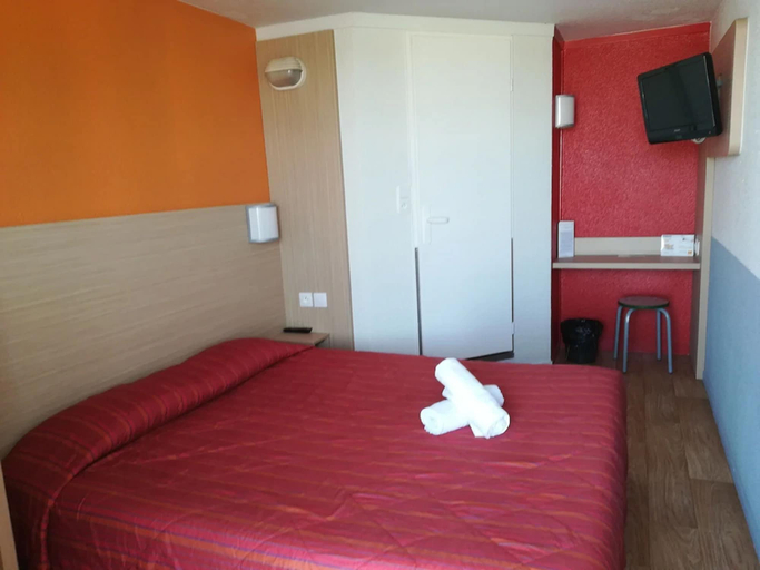 Bedroom 4, FASTHOTEL, Nord