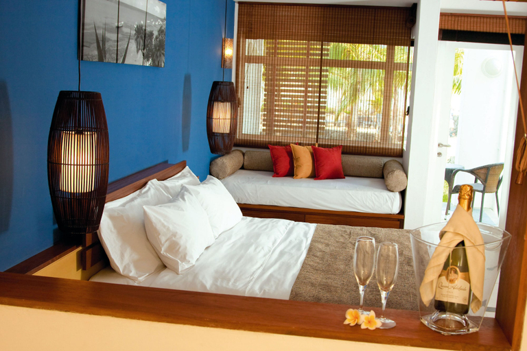 Bedroom 3, Laguna Beach Hotel & Spa, Flacq