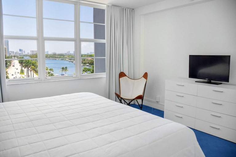Bedroom 3, Seacoast Suites on Miami Beach, Miami-Dade