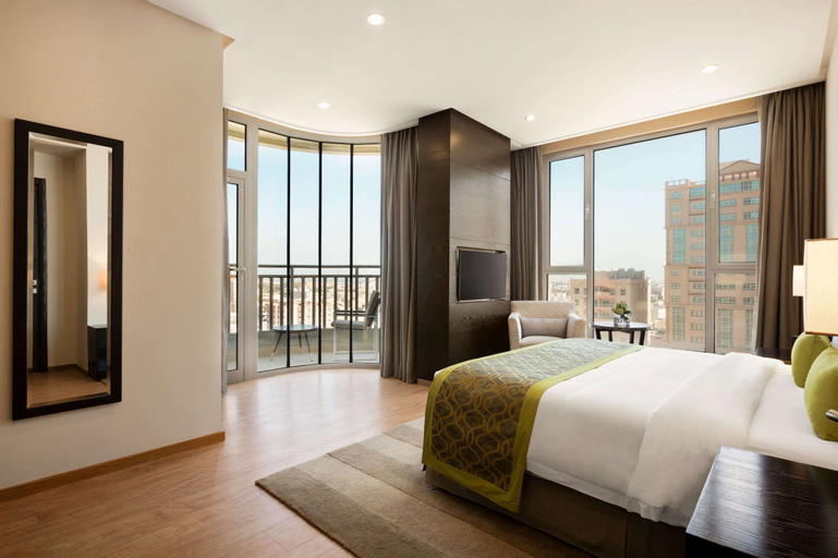 Bedroom 4, Wyndham Garden Manama, Manama