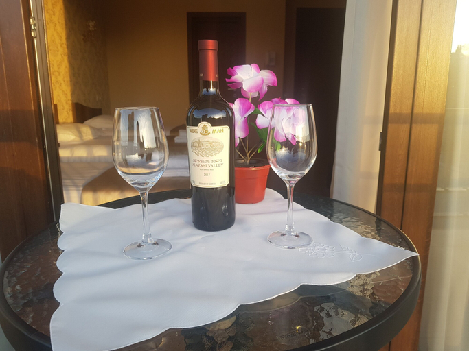 Food & Drinks, Gold Line Hotel, Tbilisi