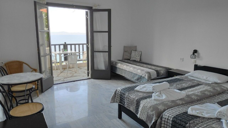 Bedroom 5, Arellis Studios, Central Macedonia