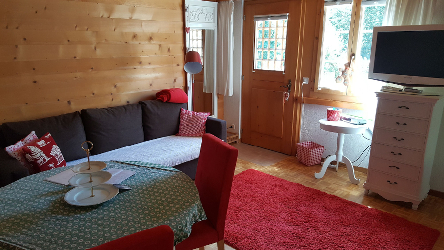 Room 4, Bergluft, Obersimmental