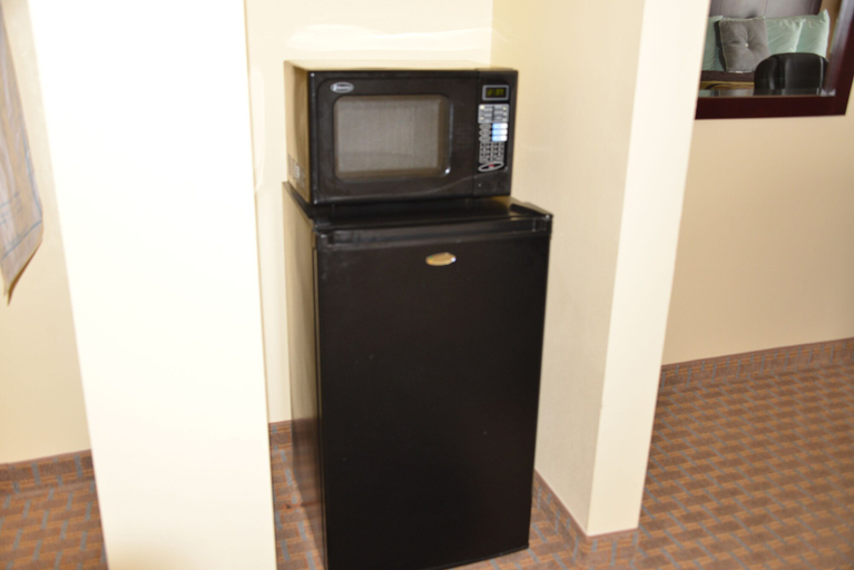 Others 5, Irish Inn And Suites, Bailey