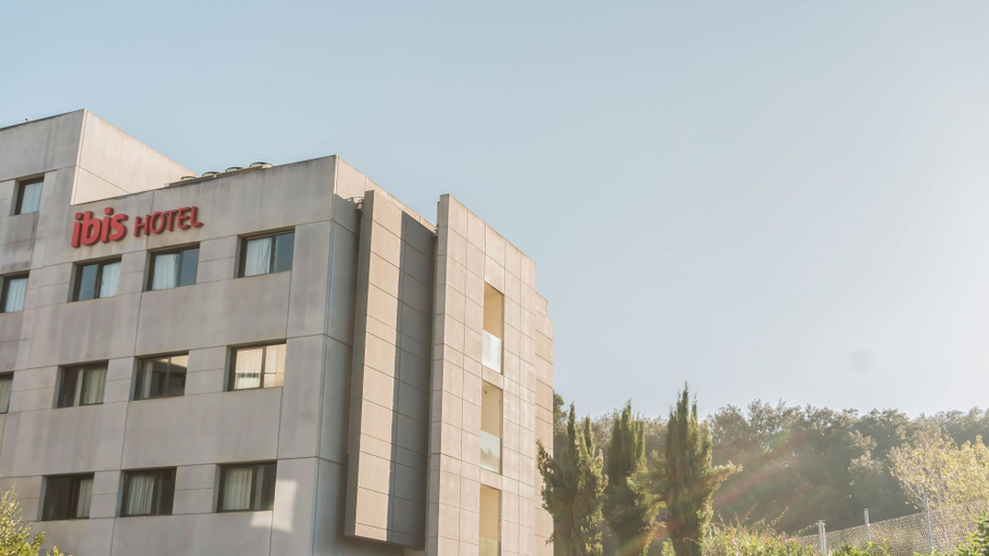Exterior & Views 2, ibis Girona Costa Brava, Girona