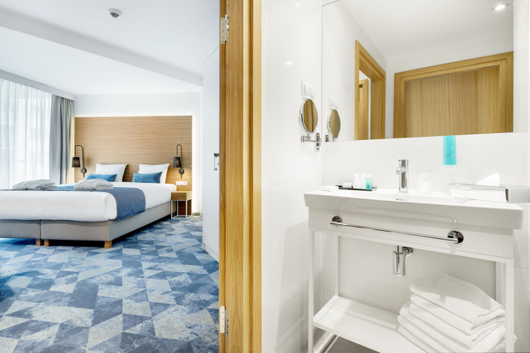 Bedroom 3, Seaside Park Hotel, Kołobrzeg