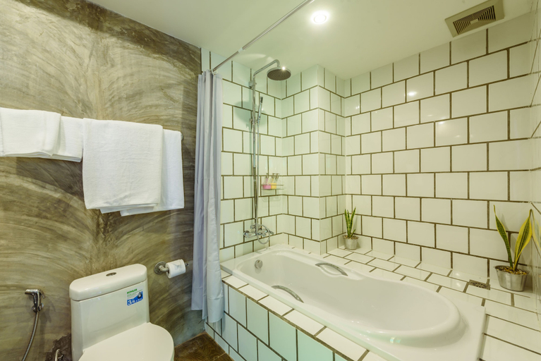 Bathroom 5, S Park Design Hotel, Vientiane
