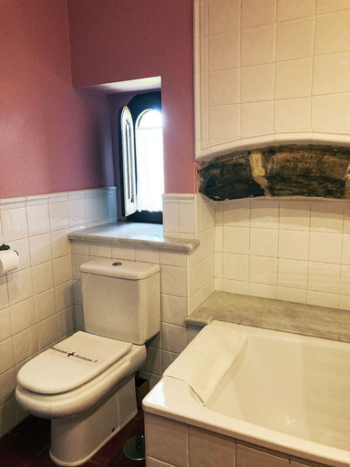 Bathroom 4, Posada La Casona de Los Güelitos, Cantabria