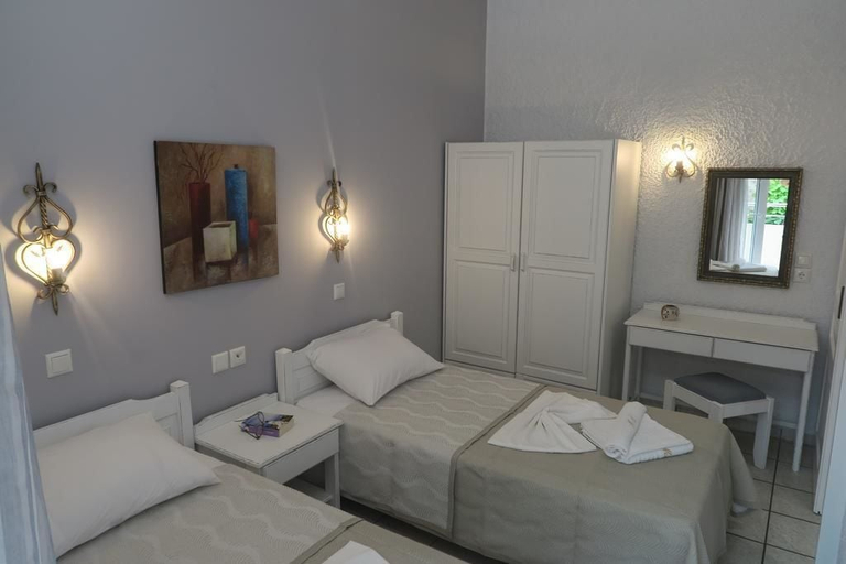 Bedroom 4, Maria Suites, Crete