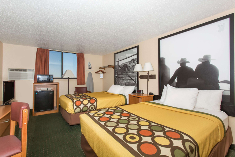 Bedroom 3, Super 8 by Wyndham Casper West by the River, Natrona
