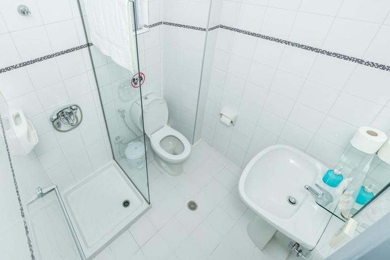 Bathroom 5, Maritina Apartments, South Aegean