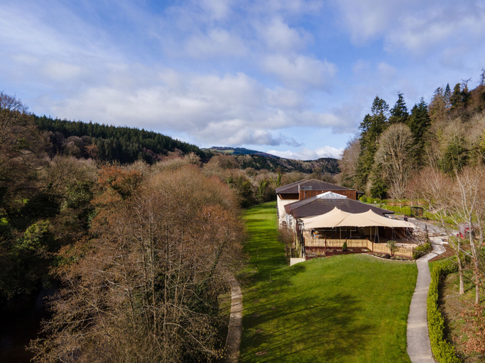 Exterior & Views 2, Woodenbridge Lodge