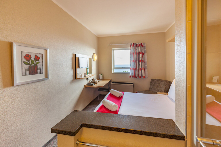 Bedroom 4, Road Lodge Gqeberha, Nelson Mandela Bay