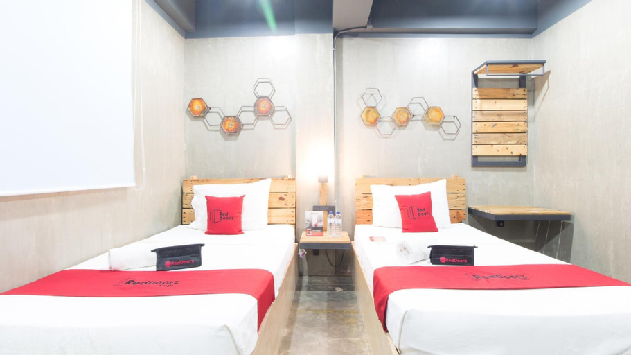 Bedroom 18