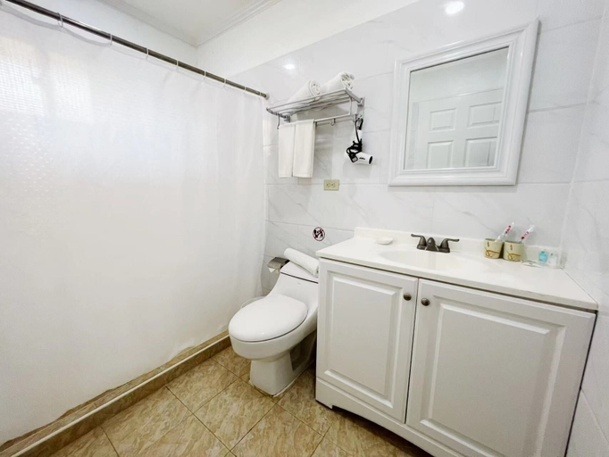 Bathroom 4, Beach Garden Hotel, Saipan