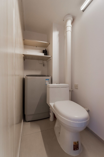 Bathroom 3, Qing Apartment Renaissance, Chongqing