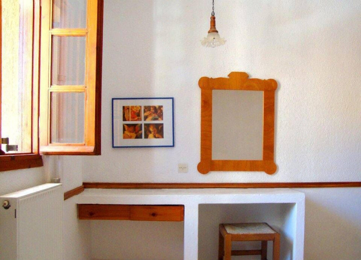 Bathroom 5, Mantraki Hotel Apartments, Crete
