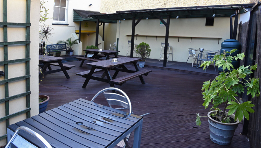 Others 5, The Hope Hotel, Southend-on-Sea