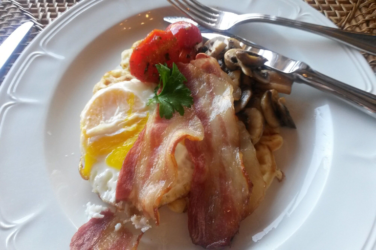 Food & Drinks, Sani Valley Nature Lodges, Sisonke