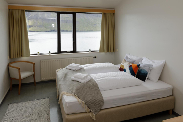 Bedroom 3, The Cliff Hotel, Fjarðabyggð