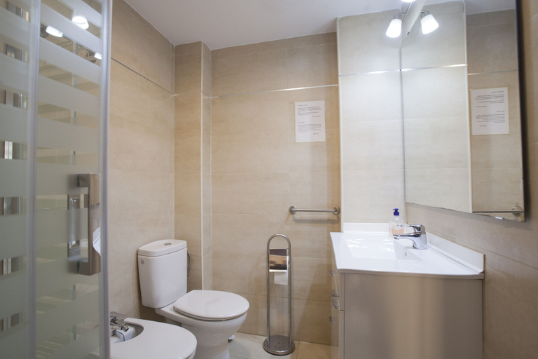 Bathroom, Malaga 101679 3 Bedroom Apartment By Mo Rentals, Málaga