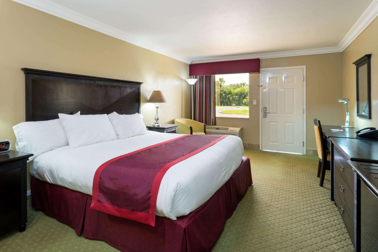 Bedroom 3, Ramada by Wyndham Lake Placid, Highlands
